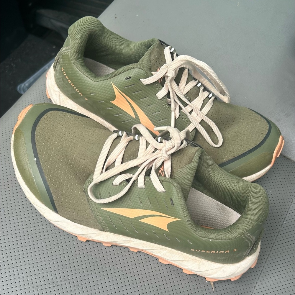 Altra Superior trail running shoe